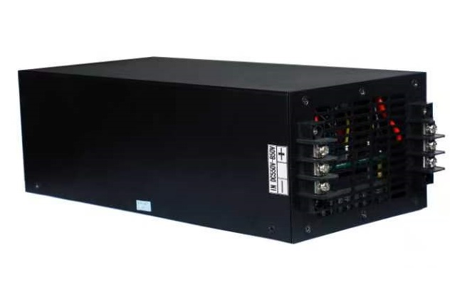 输入DC550V-850V，输出DC60